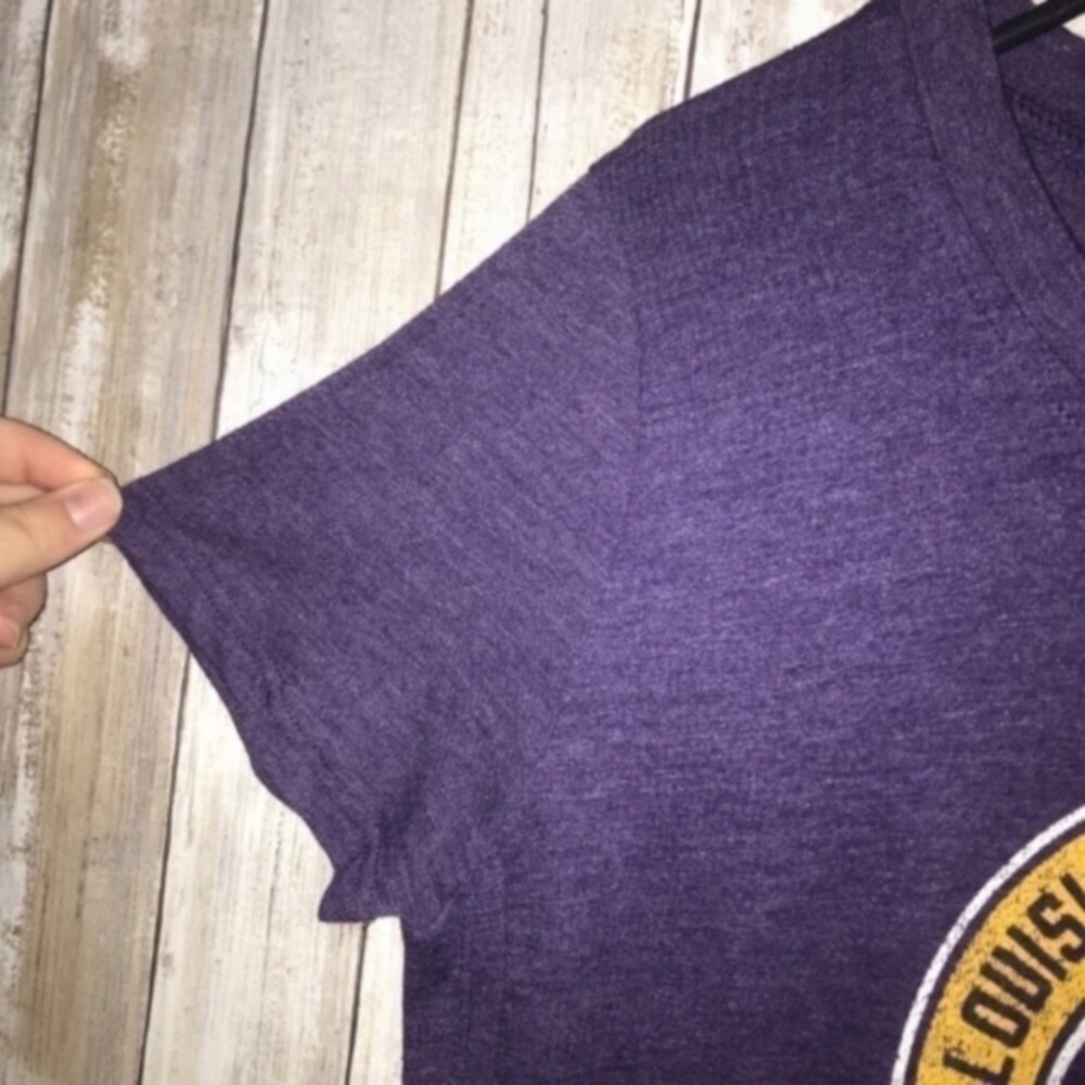 LSU Tigers High Low Tee Purple Gold Women’s Small NCAA Shirt - Picture 4 of 5